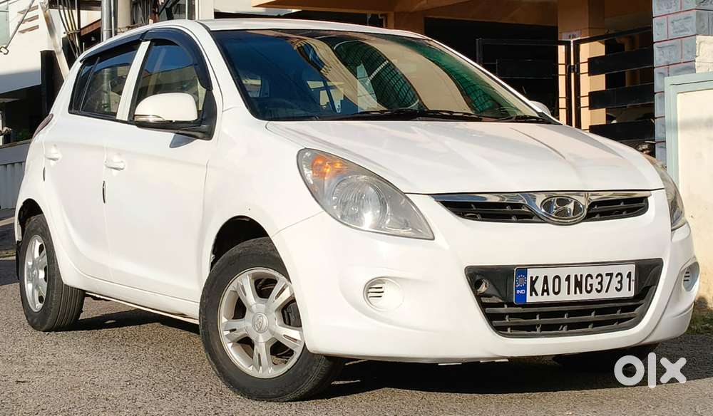 Hyundai I20 1.4 Sportz, 2011, Petrol