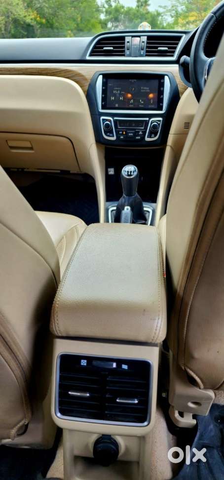 Maruti Suzuki Ciaz 1.5 Alpha Shvs Mt, 2023, Petrol