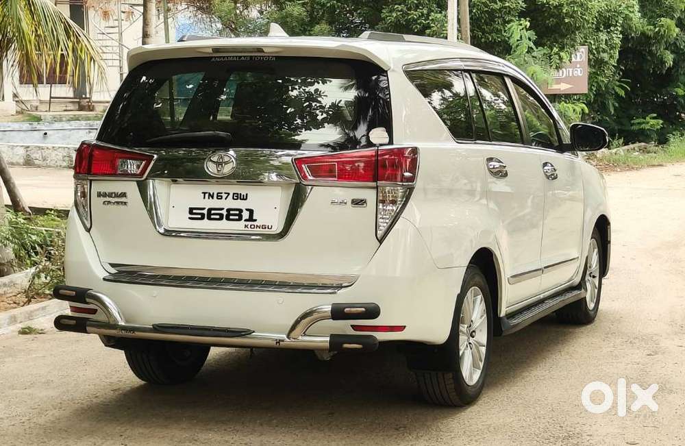 Toyota Innova Crysta 2.8z Automatic, 2019