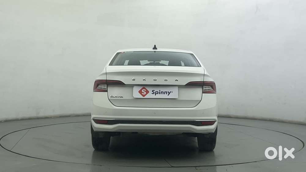 Skoda Slavia Style (non-sunroof), 2022, Petrol
