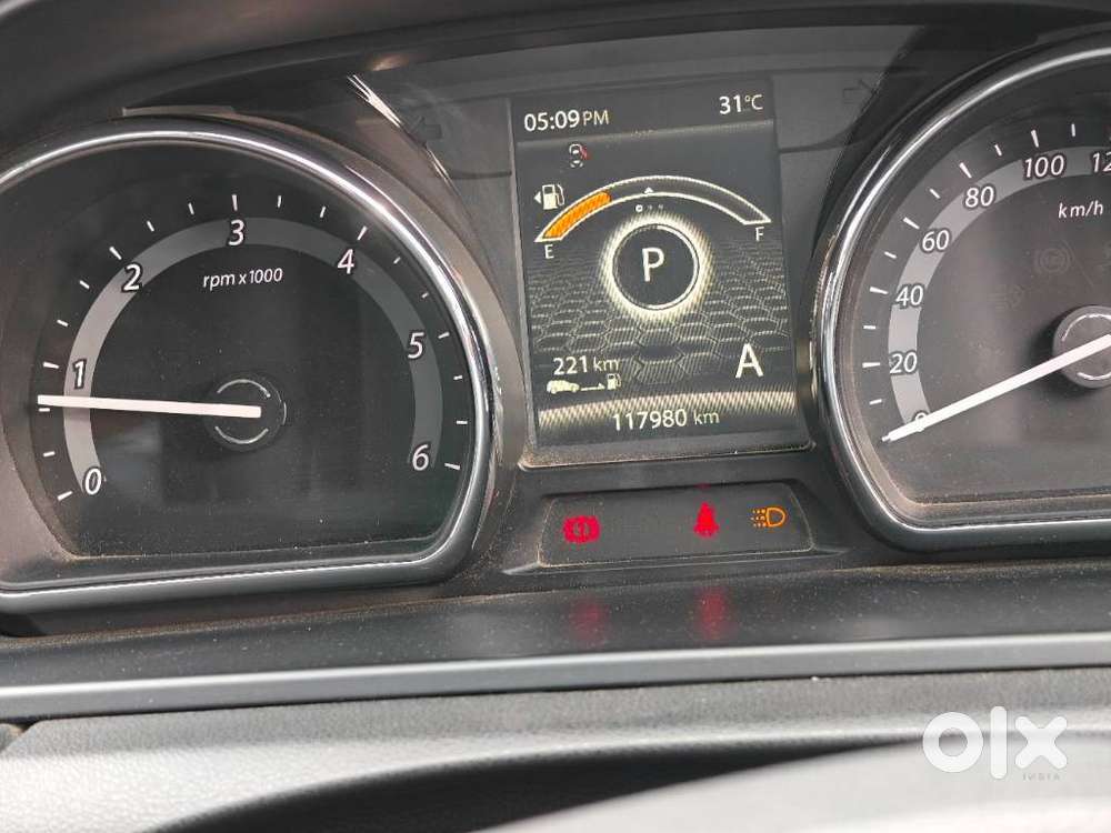 Tata Hexa 2.2 Xta 4x2 7 Str, 2017, Diesel
