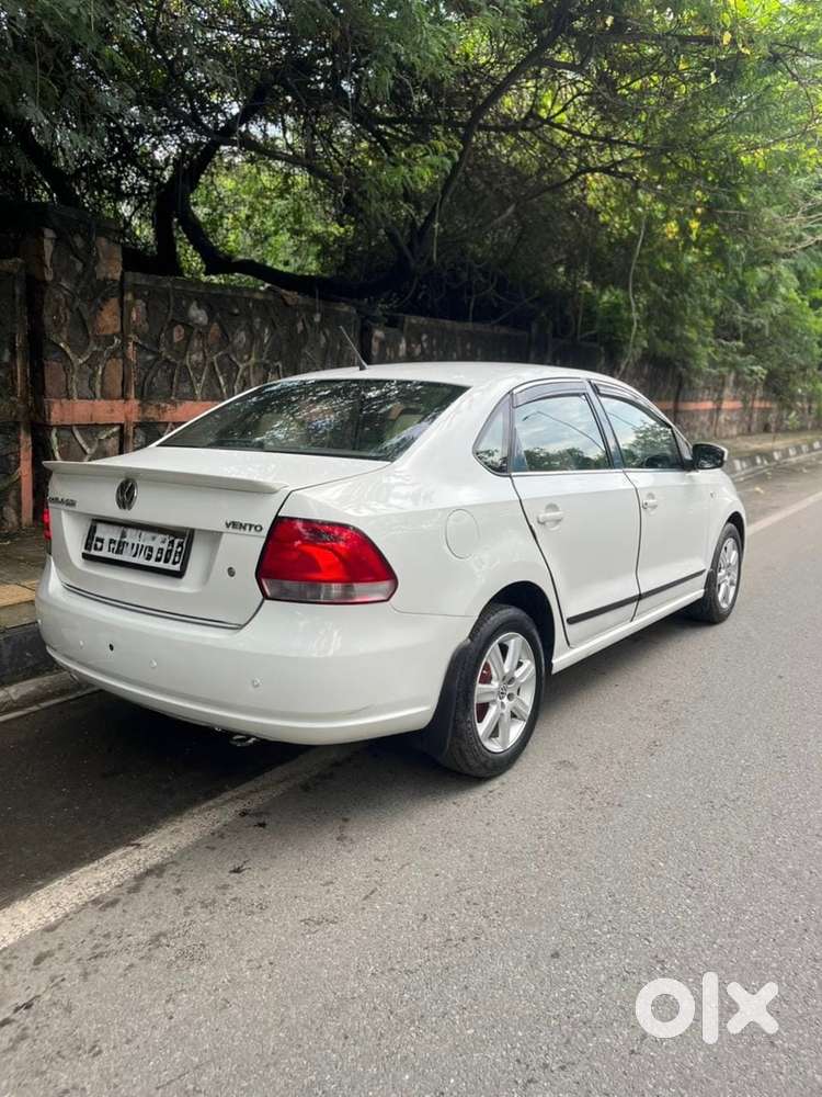 Less Driven, Good Condition Volkswagen Vento Petrol 2012, New Battery.