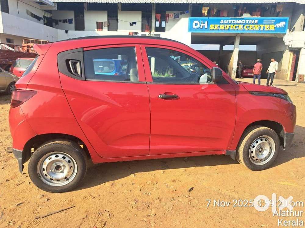 Mahindra Kuv 100 G80 K2, 2017, Petrol