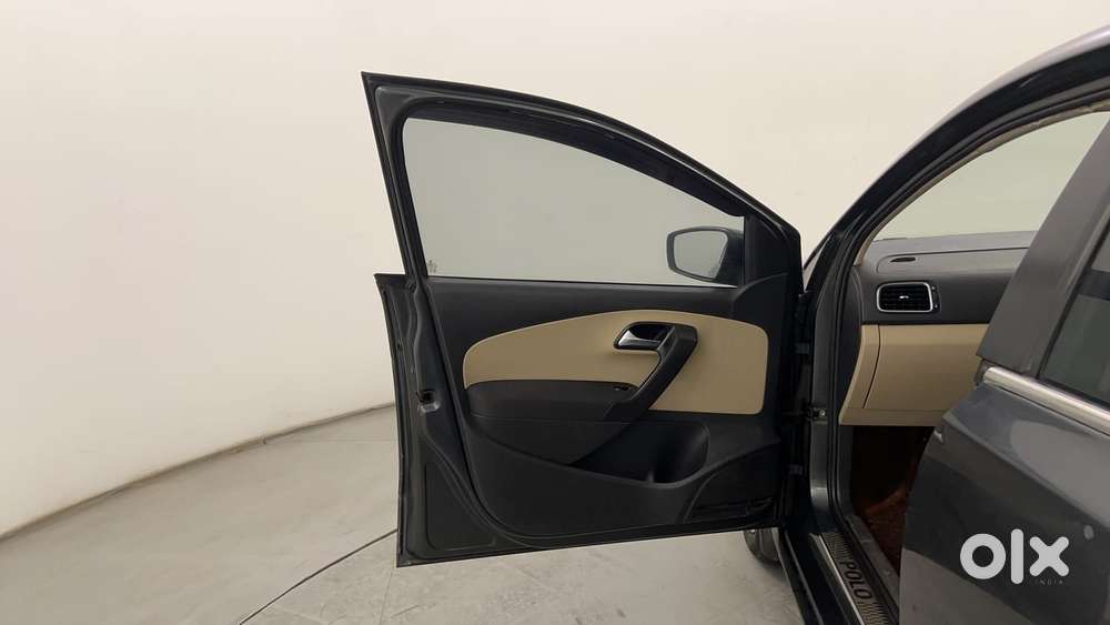 Volkswagen Polo Petrol Highline 1.2l, 2014, Petrol