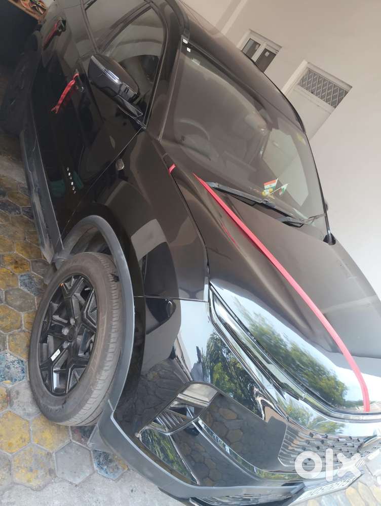 Tata Safari Adventure Plus Dark Edition At, 2024, Diesel