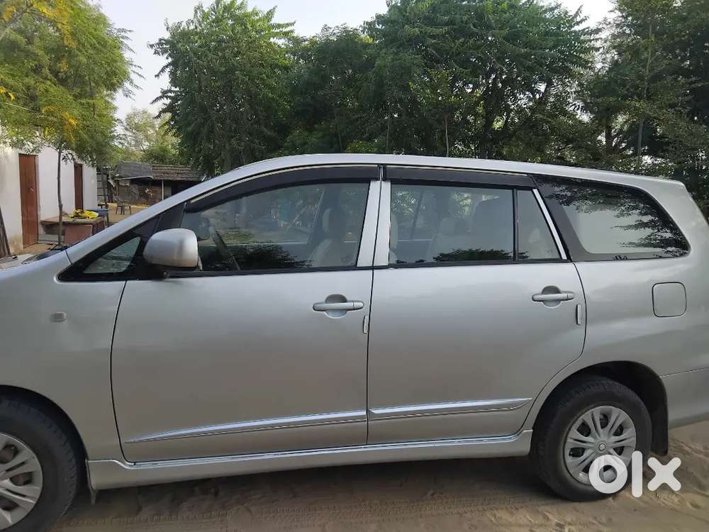 Toyota Innova Diesel 2014