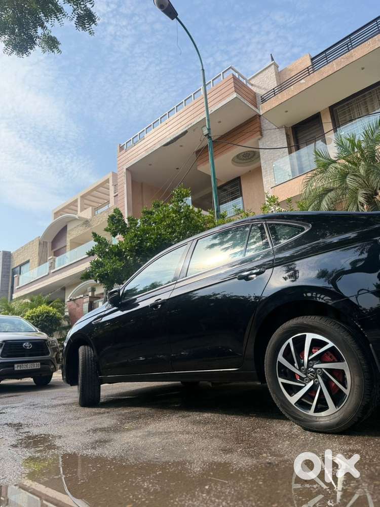 Volkswagen Virtus Petrol 2025