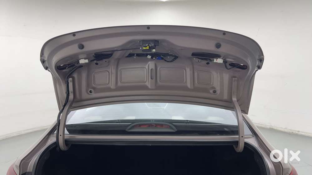 Hyundai Verna Vtvt 1.6 At Sx Option, 2018, Petrol