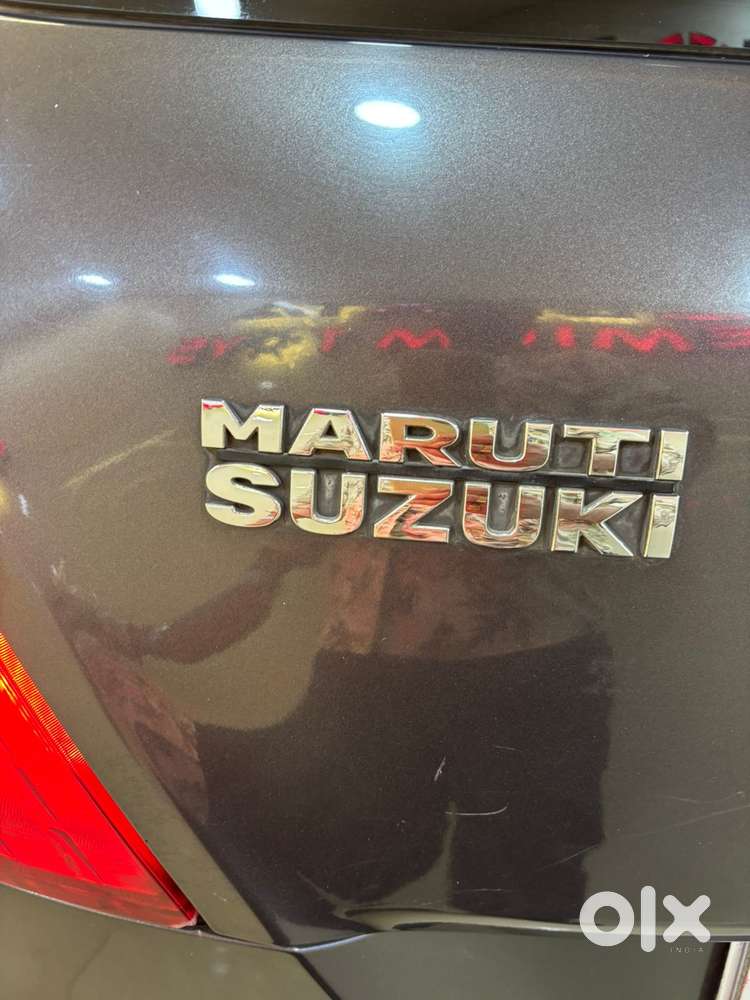 Maruti Suzuki Swift Vxi + Manual, 2017, Petrol