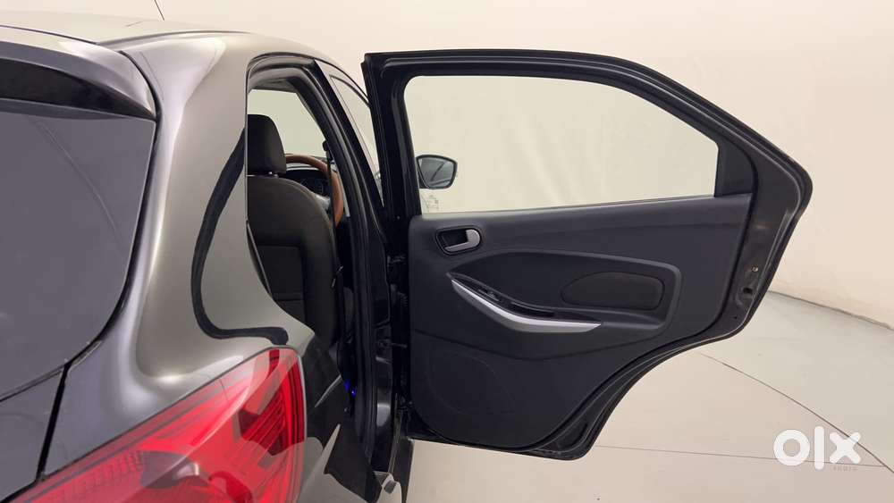 Ford Figo 1.2p Trend Mt, 2016, Petrol