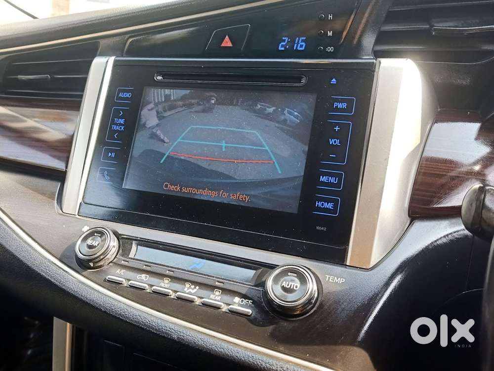 Toyota Innova Crysta 2.4 V, 2017, Diesel