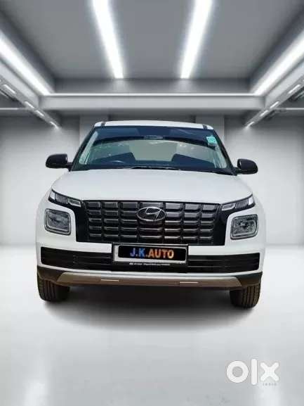 Hyundai Venue E 1.2 Petrol, 2022, Petrol