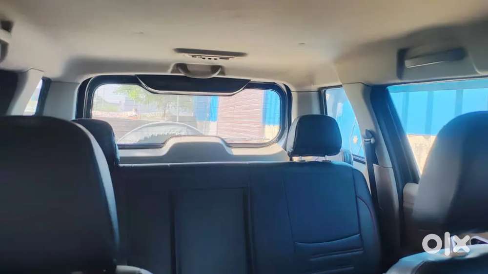 Mahindra Tuv 300 2016