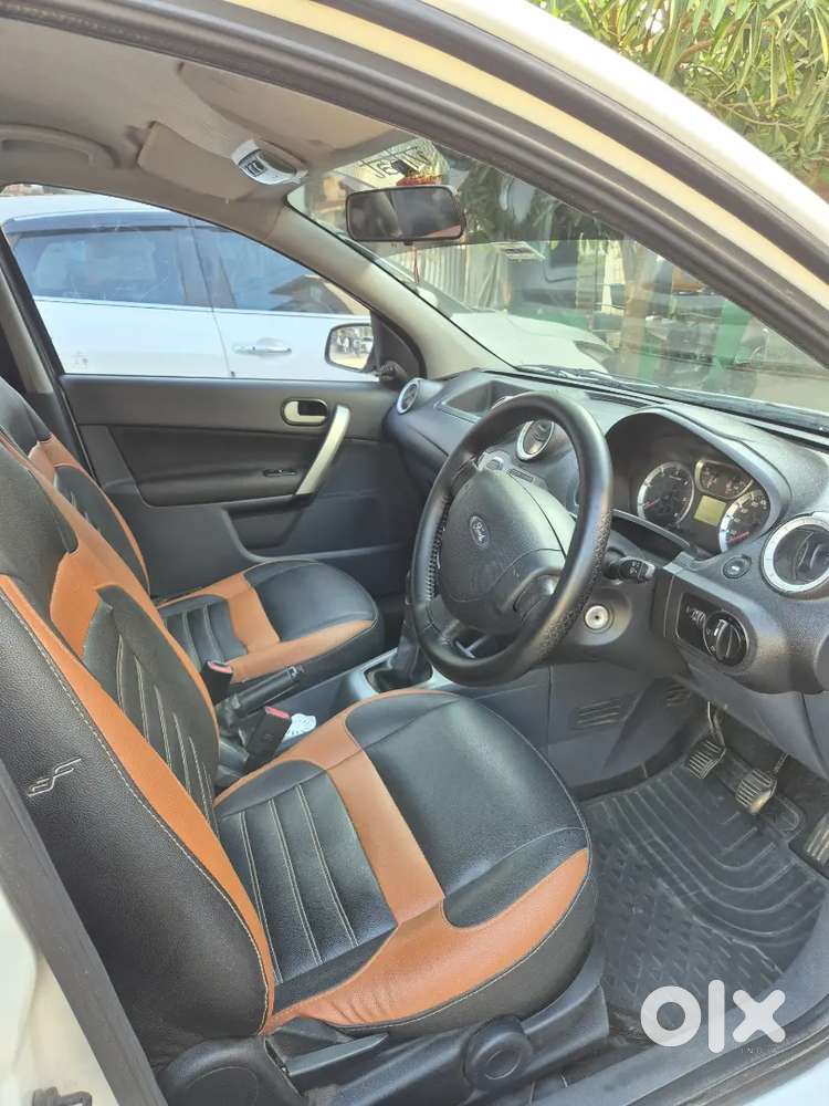 74-ril Nagar સોસાયટી, દૂધ સાગર ડેરીના પછાડ