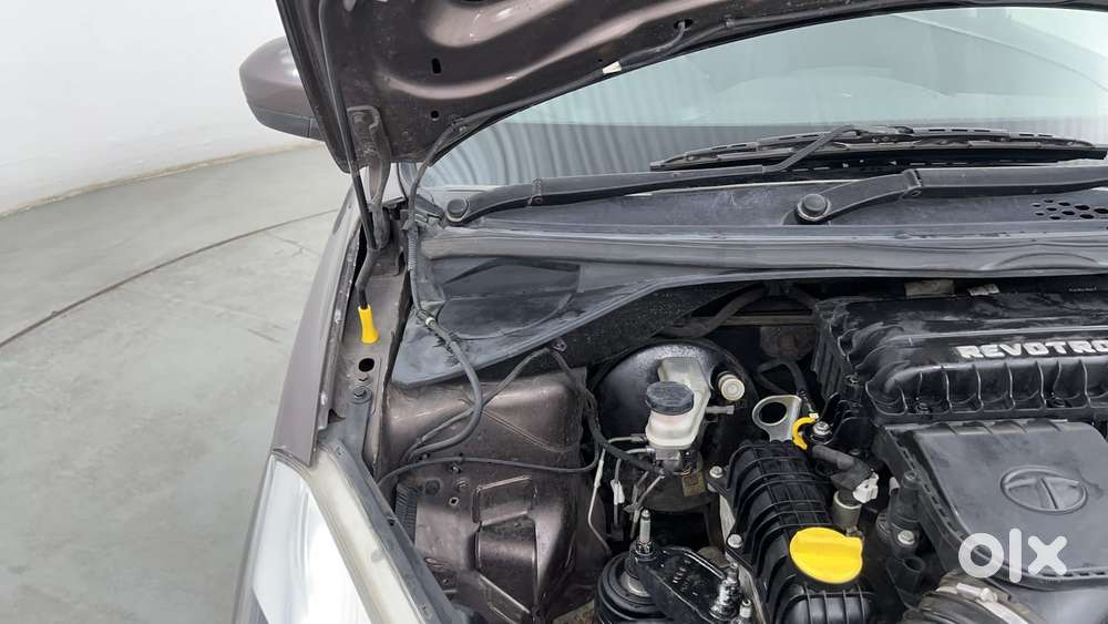 Tata Tiago 1.2 Revotron Xt, 2018, Petrol