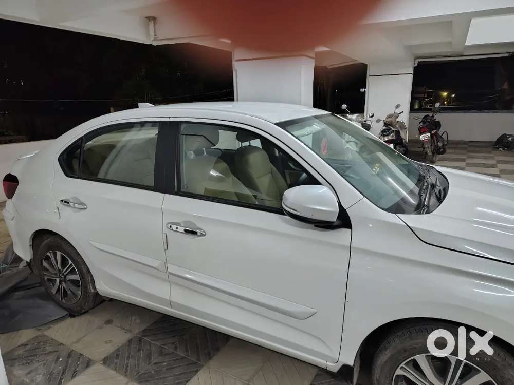 Honda Amaze 2023 Petrol 8000 Km Driven