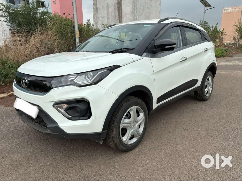 Tata Nexon 1.2 Revotron Xm (s), 2021, Petrol