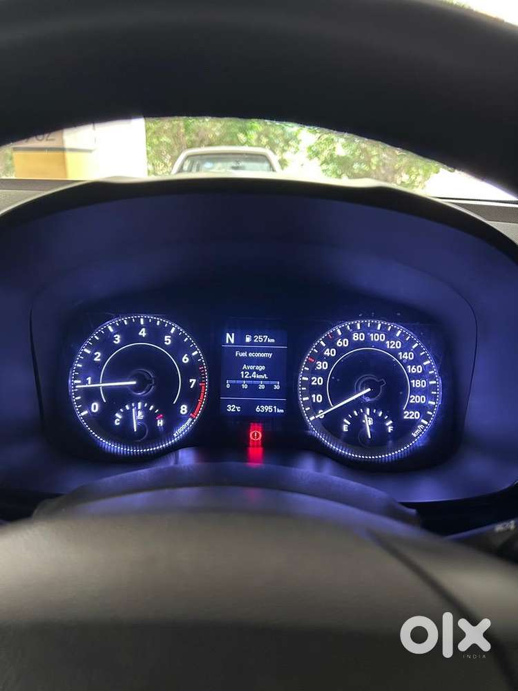 Hyundai Venue 2019 Petrol Well Maintained