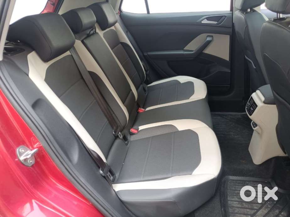Volkswagen Taigun 1.0 Tsi Highline At, 2022, Petrol