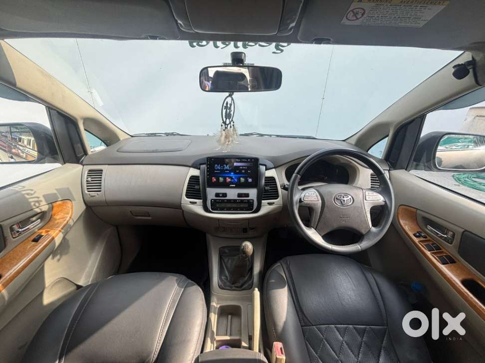 Toyota Innova 2.5 V 7 Str, 2010, Diesel