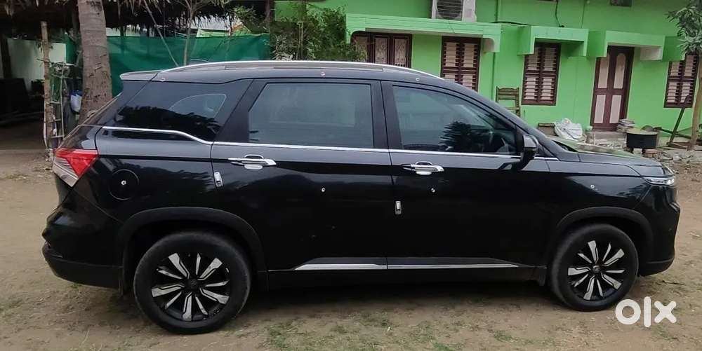 Mg Hector Plus Hybrid Sharp Top End