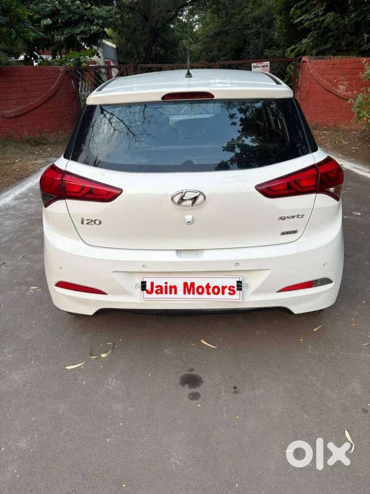 Hyundai Elite I20 Sportz Plus, 2015, Petrol