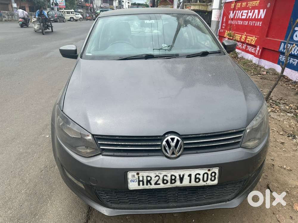 Volkswagen Polo 2012 Petrol 81300 Km Driven  New Tyre New Battery