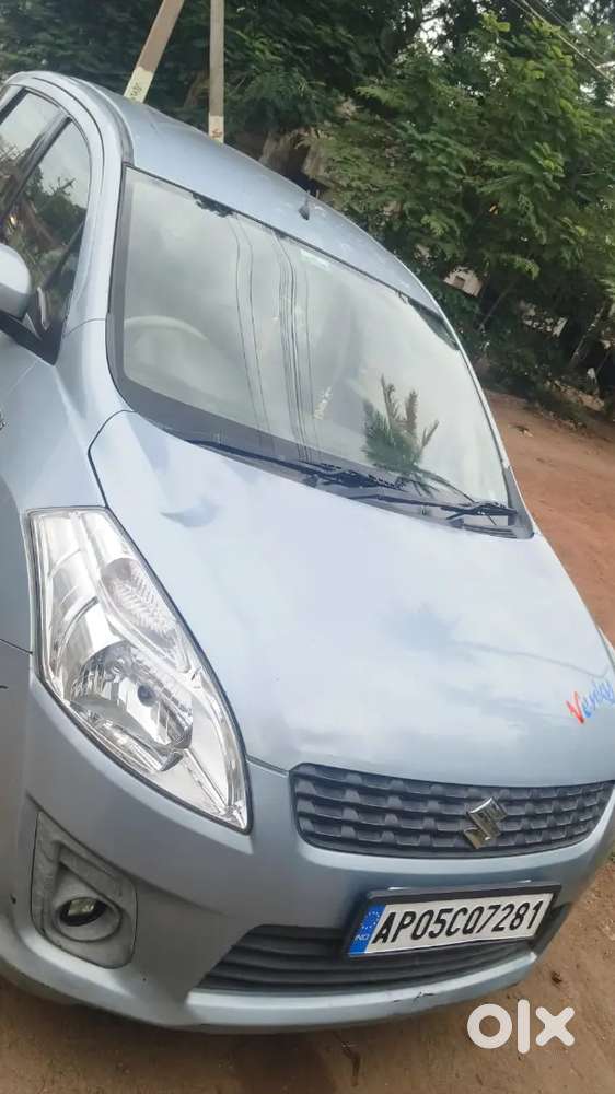 Maruti Suzuki Ertiga 2013