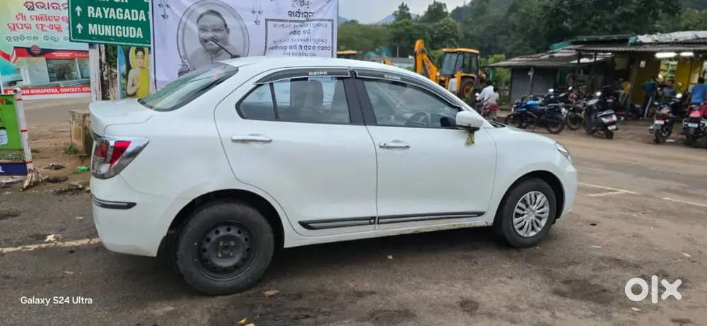 Good Condition Dzire Petrol..