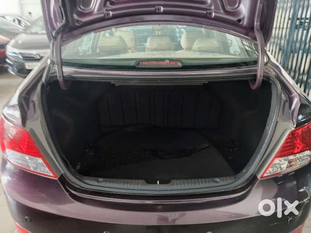Hyundai Verna Fluidic 1.6 Vtvt Sx Automatic, 2011, Petrol