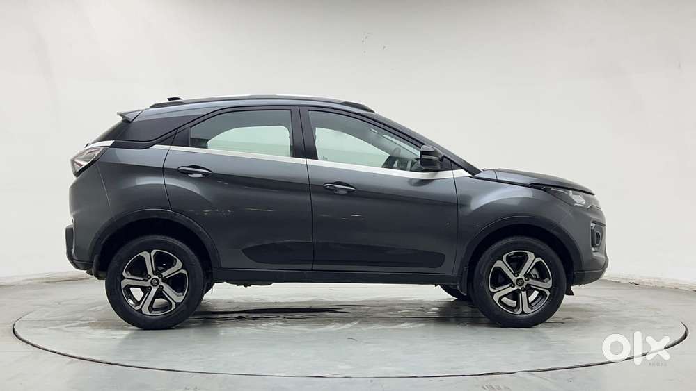Tata Nexon 1.2 Revotron Xza Plus, 2023, Petrol