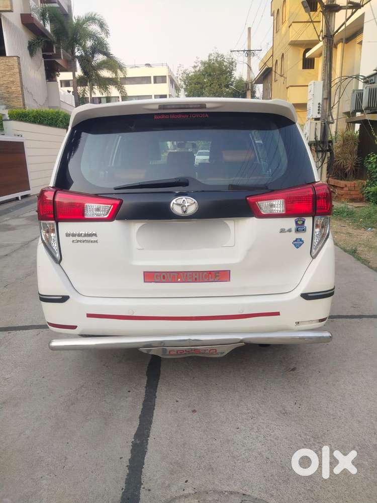 Toyota Innova Crysta 2.4 G Mt 8s, 2017, Diesel