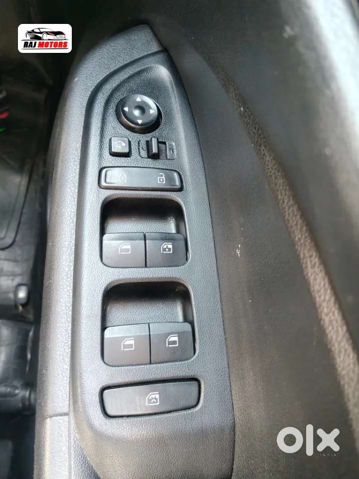 Hyundai Venue 1.0 Sx (o) Turbo Dct, 2022, Petrol
