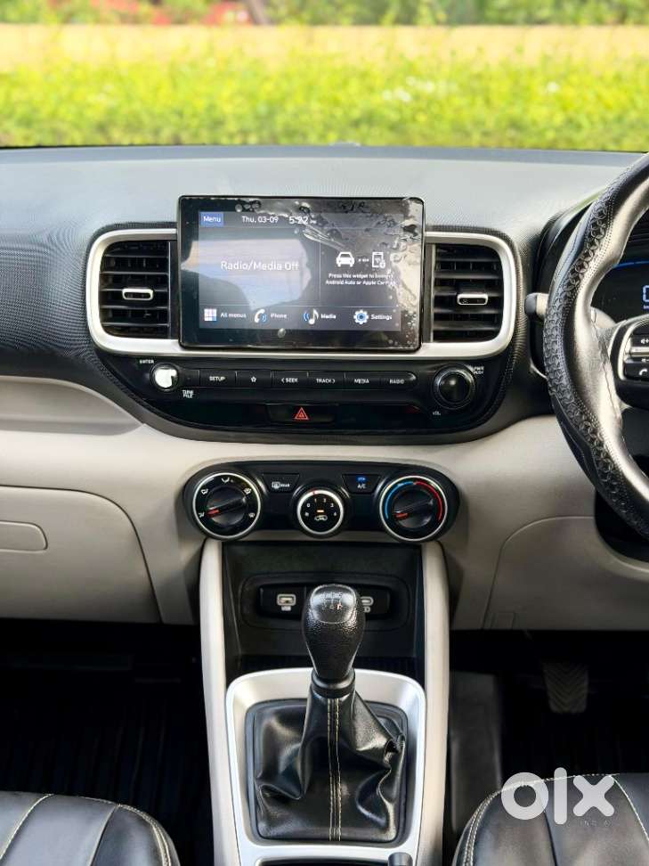 Hyundai Venue, 2022, Petrol