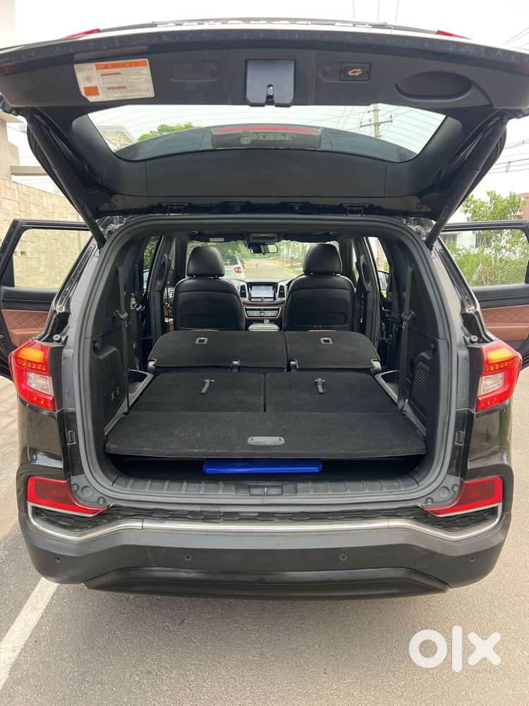 Mahindra Alturas G4 4x4 At, 2018, Diesel