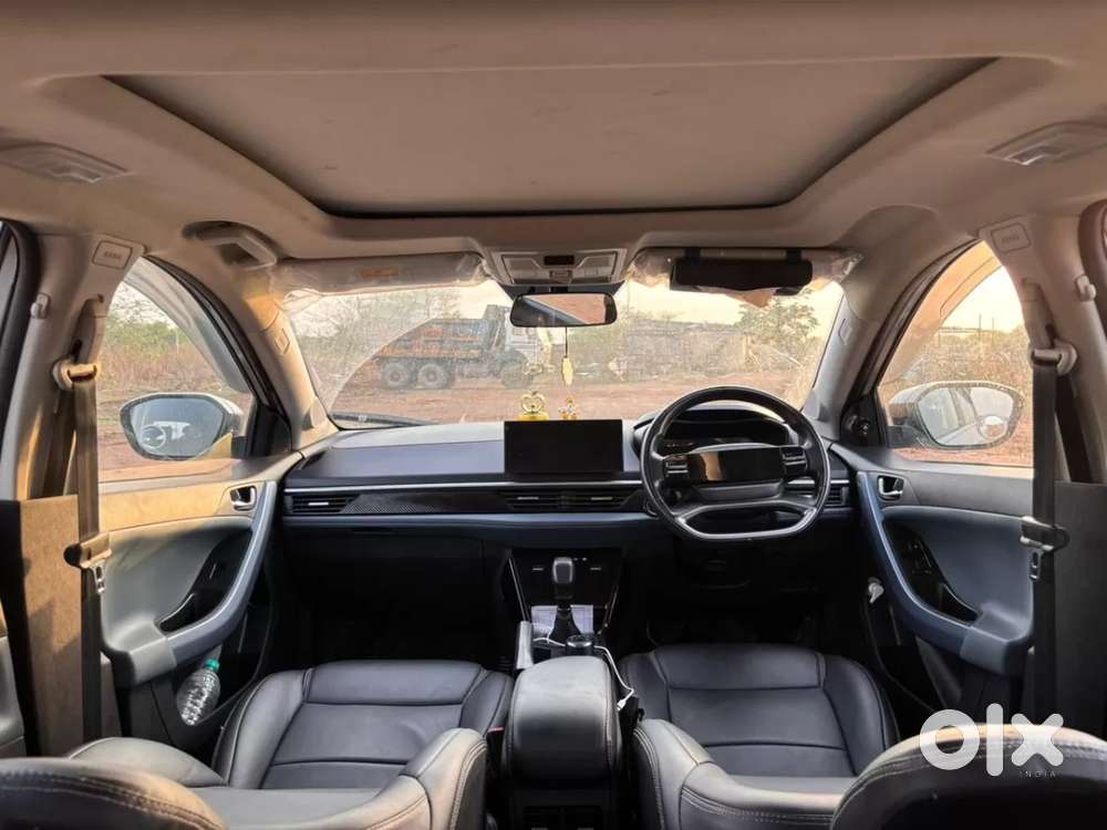 Tata Curvv S 1.2 Revotron Petrol 6mt, 2025, Petrol