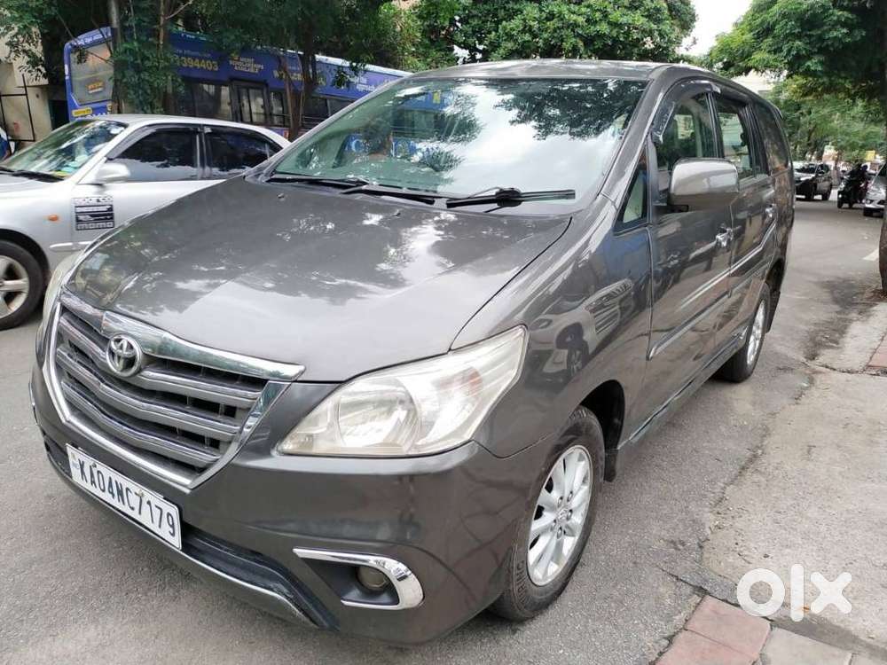 Toyota Innova 2.5 Vx (diesel) 8 Seater, 2012, Diesel