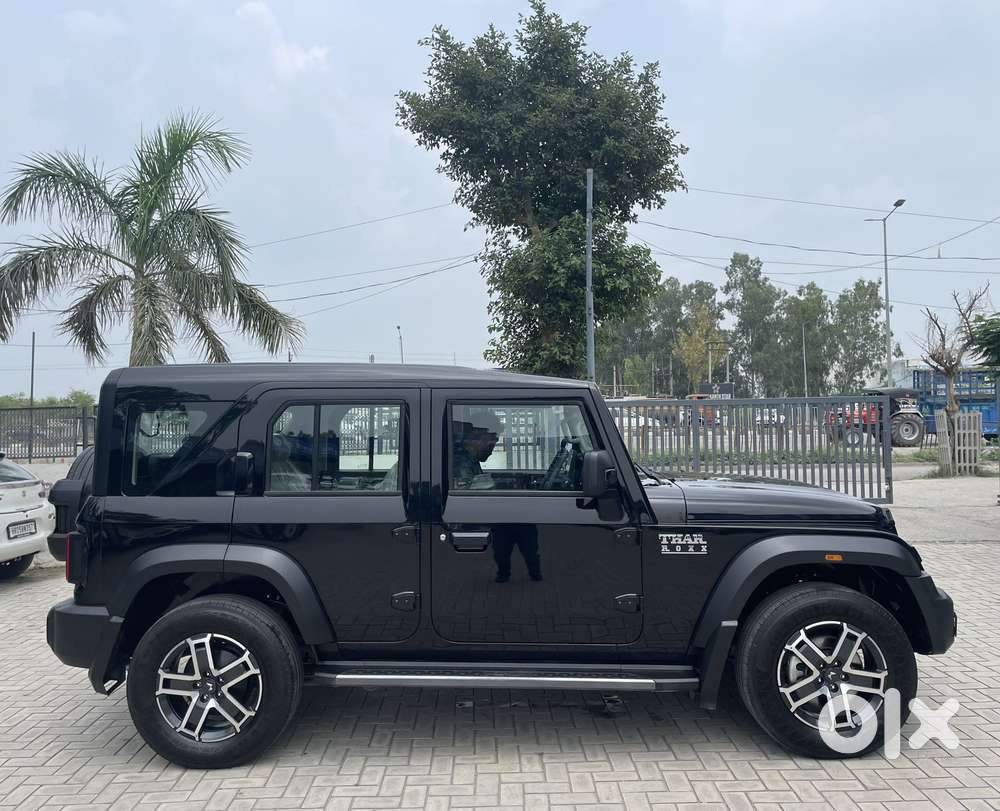 Mahindra Thar Roxx Mx5 Rwd Diesel At, 2025, Diesel