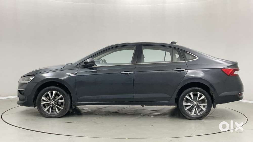 Skoda Slavia Style 1.0l Tsi Mt, 2023, Petrol
