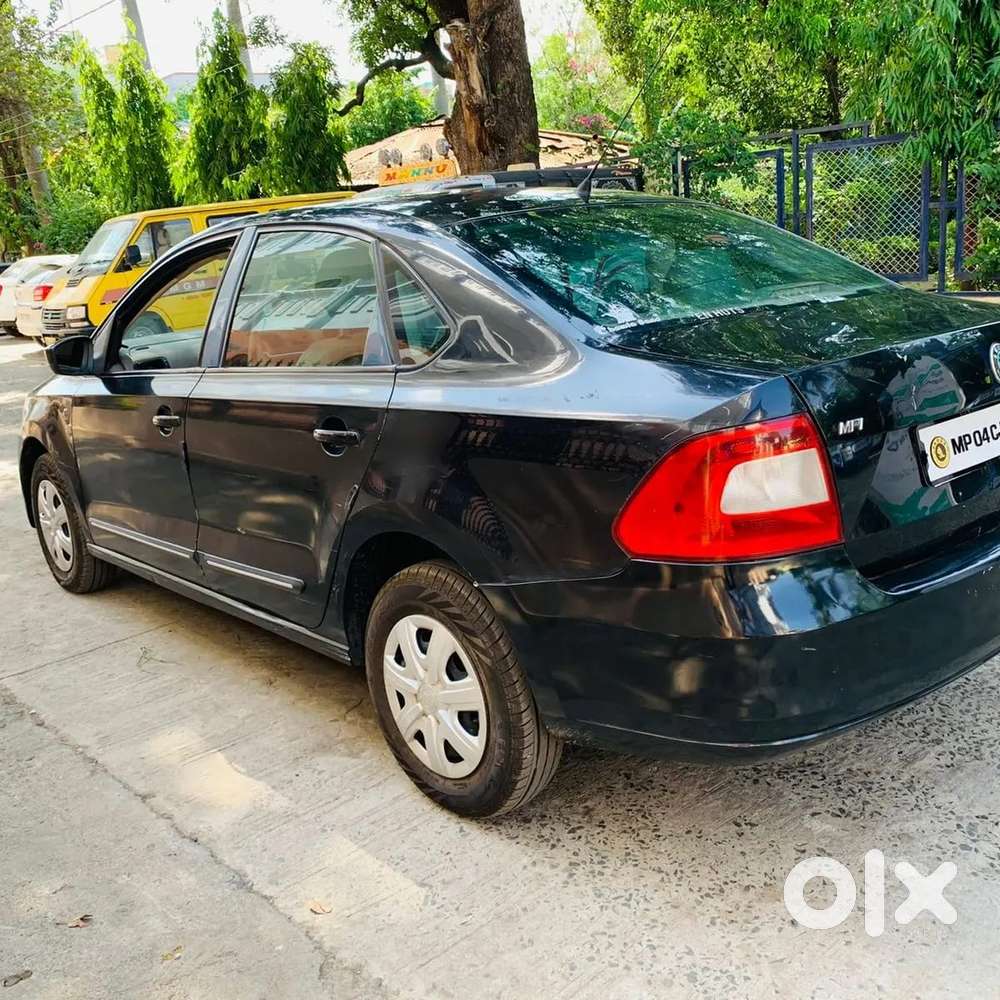 Skoda Rapid 2011-2013 1.6 Mpi At Elegance, 2012, Petrol