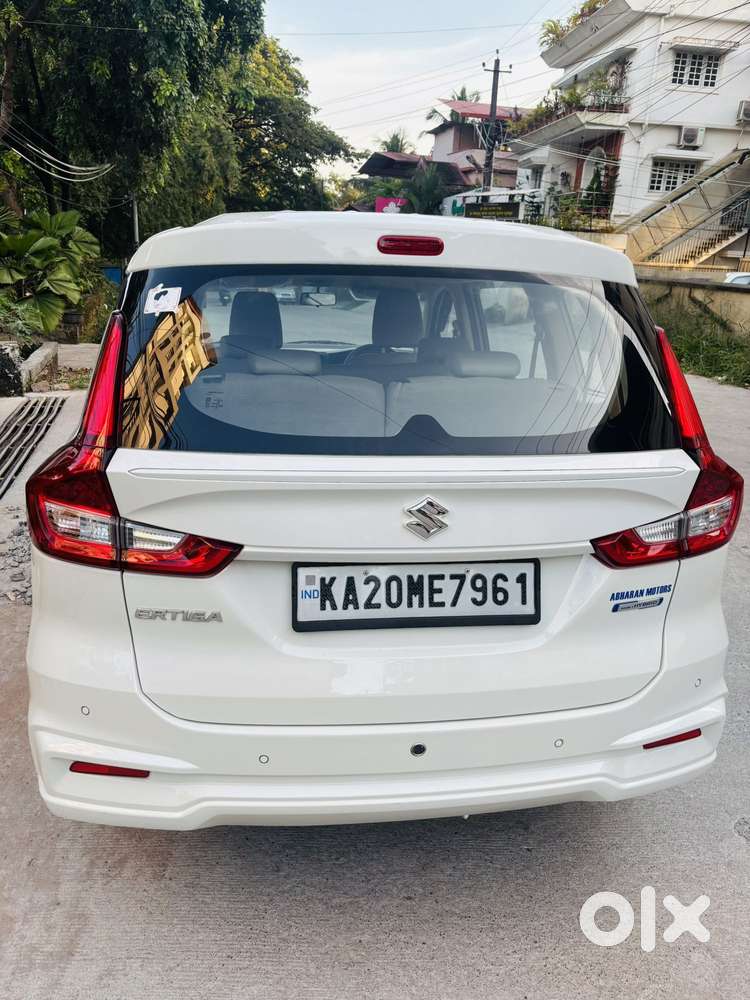 Maruti Suzuki Ertiga Vxi Shvs, 2022, Petrol