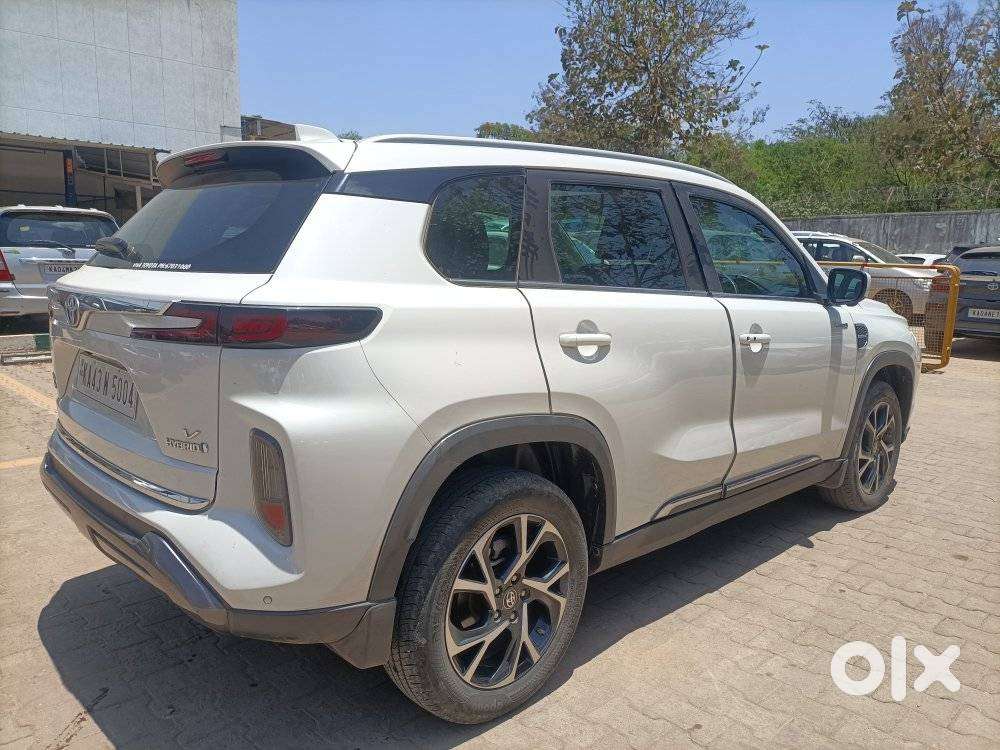 Toyota Urban Cruiser Hyryder V Hybrid Aero Edition, 2024, Petrol