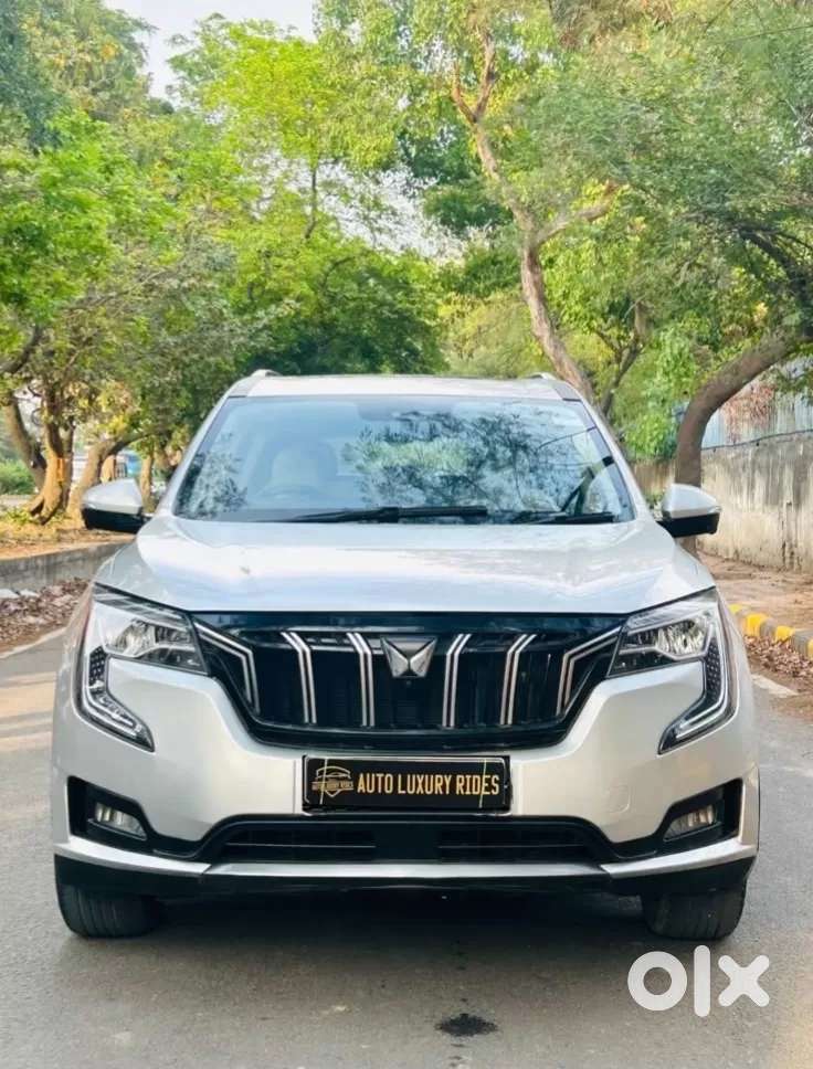 Mahindra Xuv700 2.0 Ax 7 Petrol At Str, 2022, Petrol