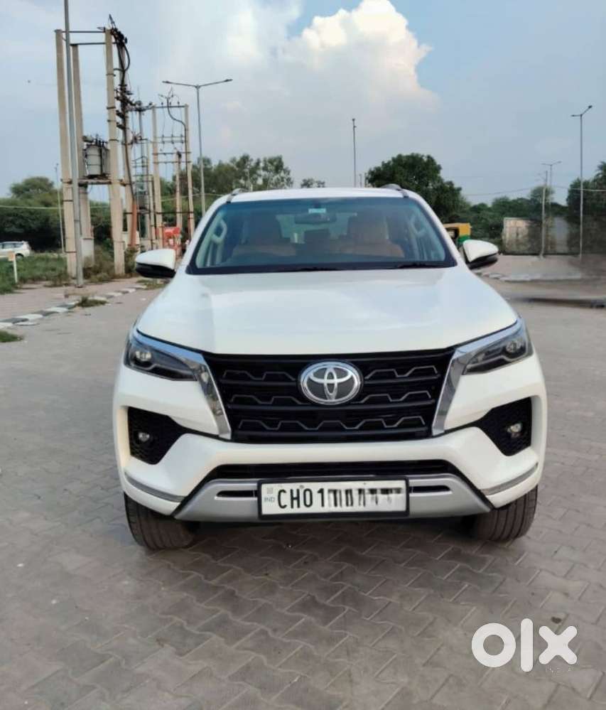 Toyota Fortuner 3.0 4x2 Automatic, 2022, Diesel