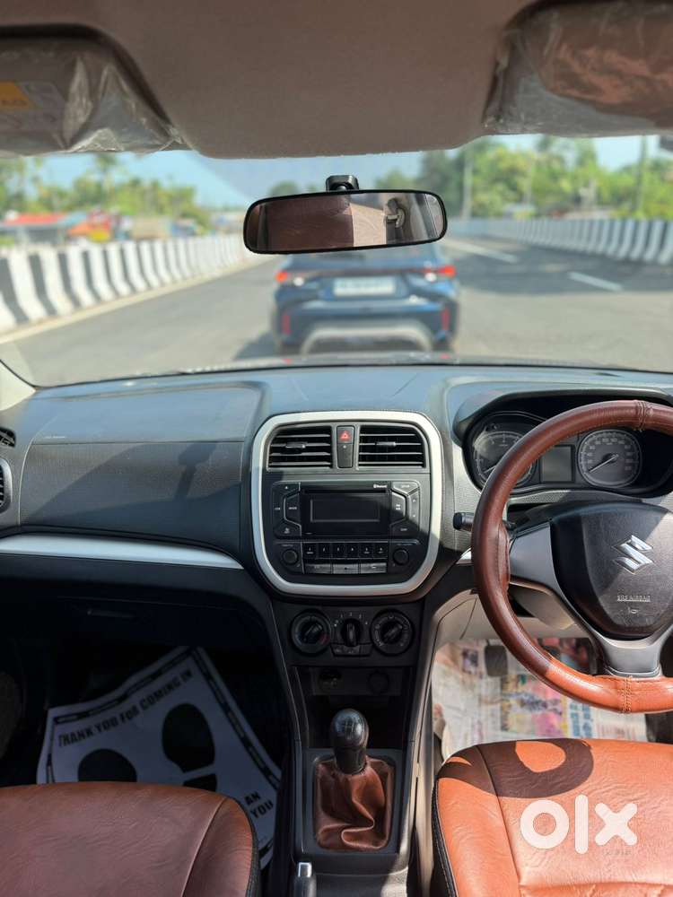 Maruti Suzuki Brezza Lxi S-cng, 2022, Petrol