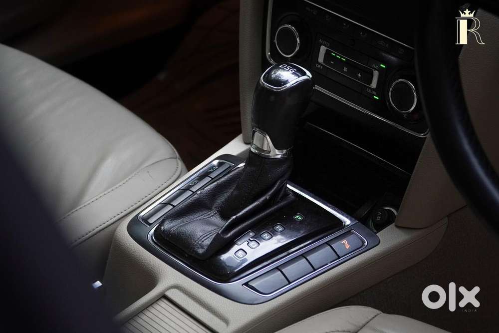 Skoda Superb 1.8 Elegance Tsi At, 2015, Petrol