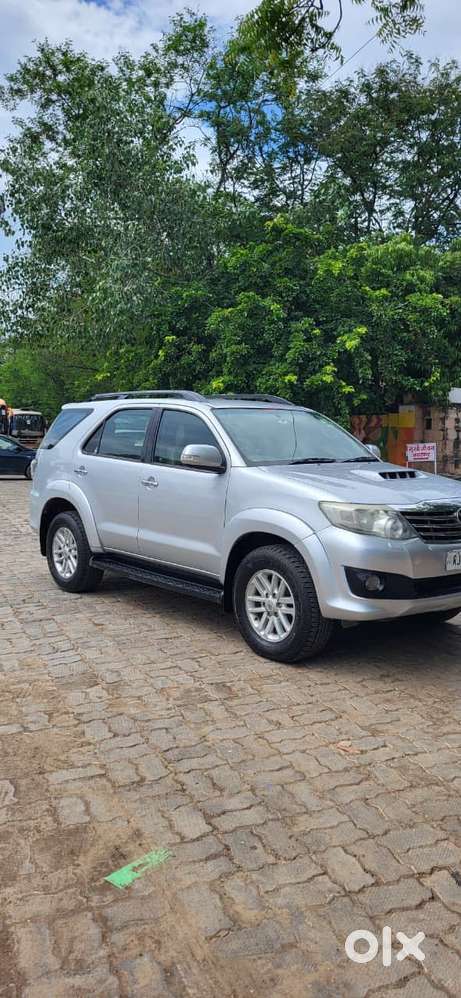 Toyota Fortuner 3.0 4x2 Mt, 2014, Diesel