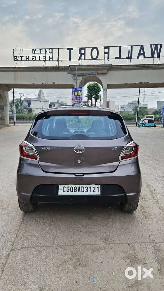 Tata Tiago 1.2 Revotron Xt, 2017, Petrol