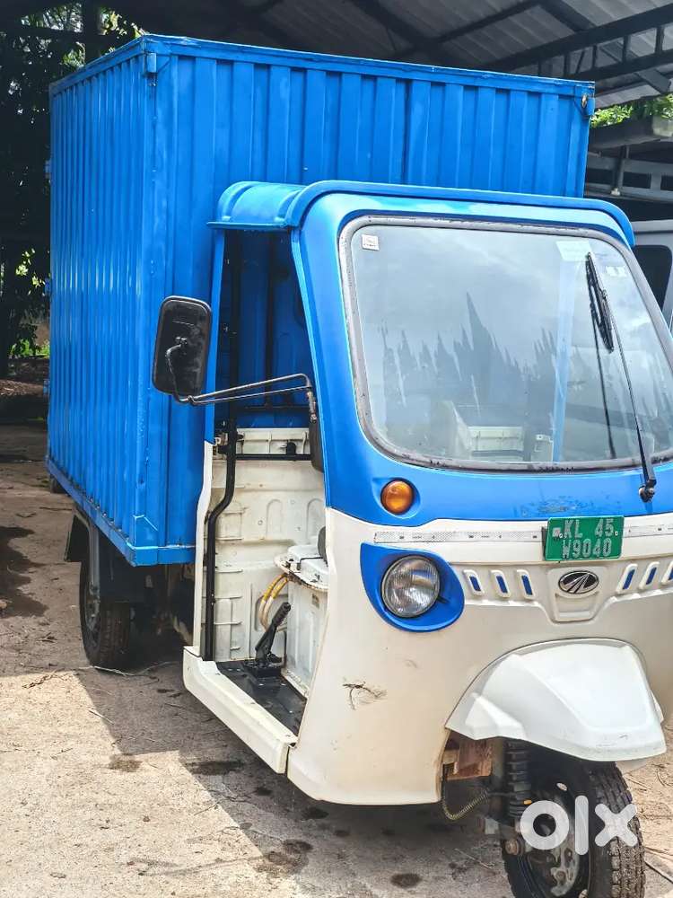 Mahindra Quanto 2023 Electric 15836 Km Driven