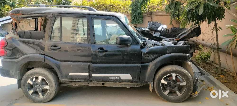 Mahindra Scorpio Classic 2025